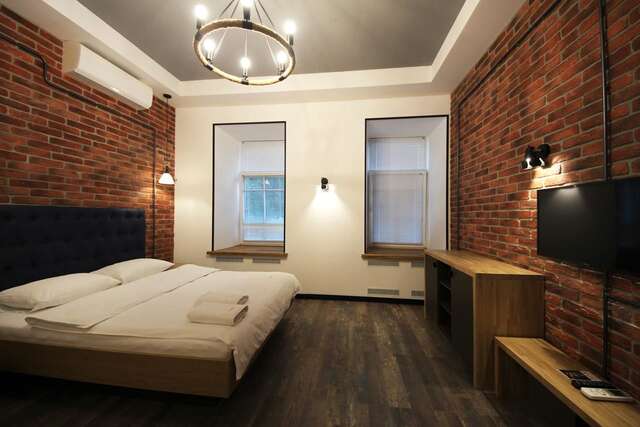 Апартаменты Loft Apartments on Desyatynnyi Ln Киев-4
