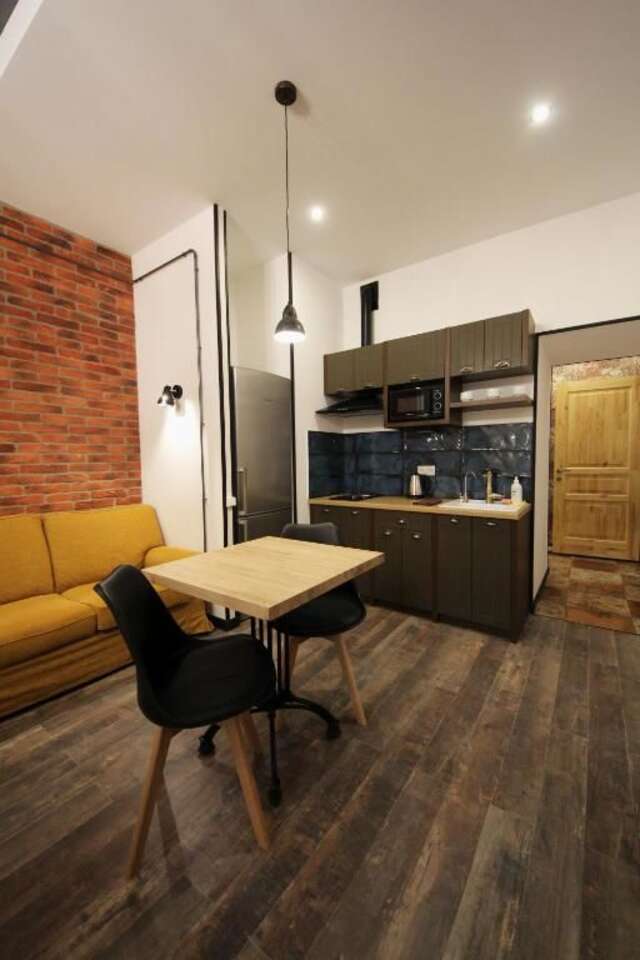 Апартаменты Loft Apartments on Desyatynnyi Ln Киев-29